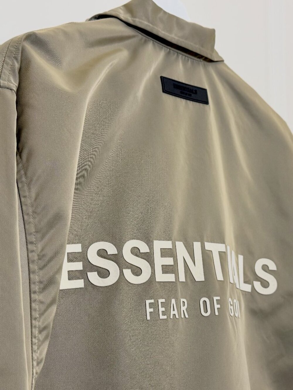 FEAR OF GOD ESSENTIALS Coaches Jacket 'Oak'